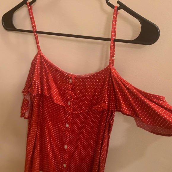 Red polkadot button up exposed shoulder strap top - Picture 9 of 15
